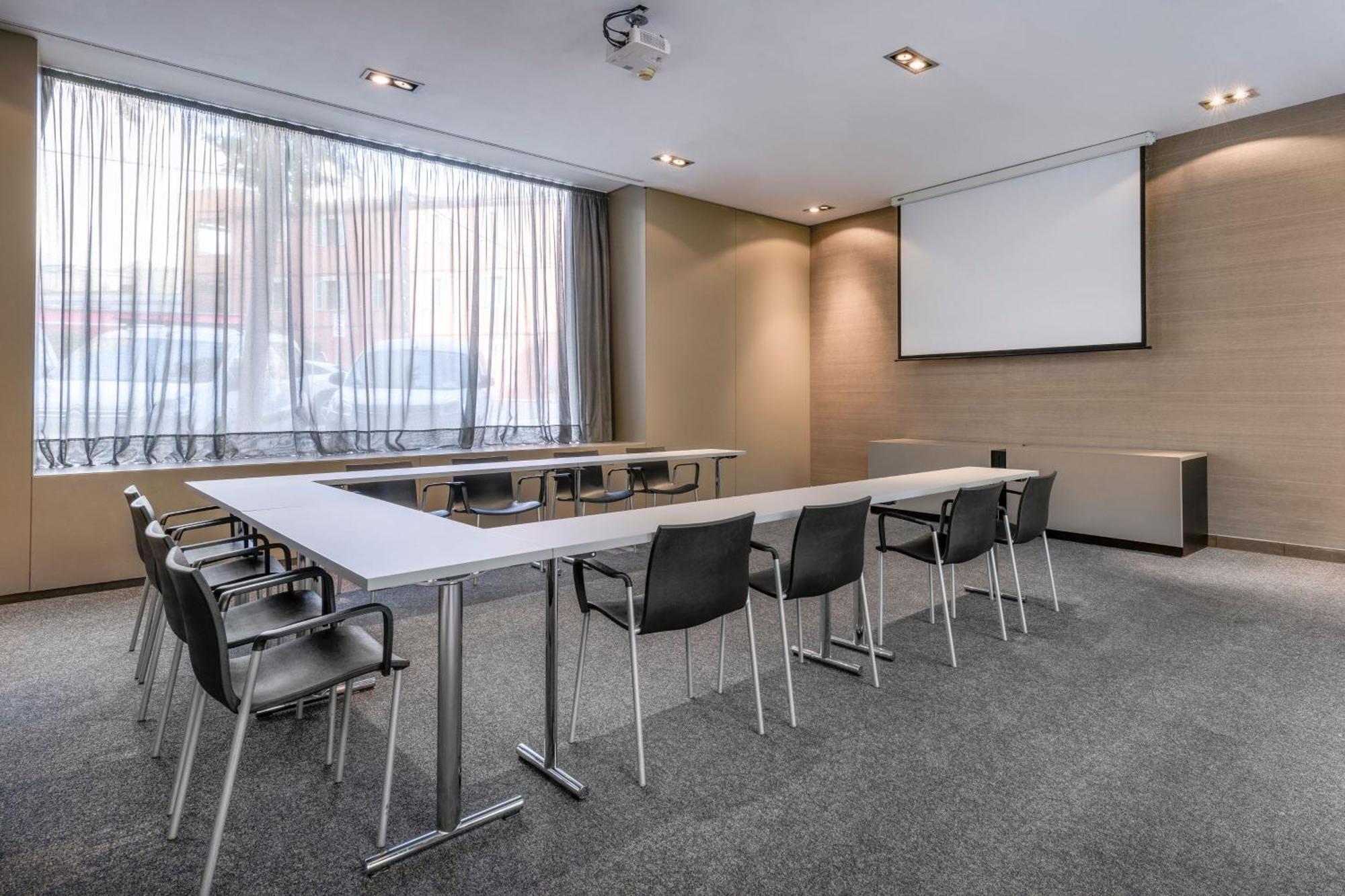 Ac Hotel Ciutat De Palma By Marriott Bagian luar foto